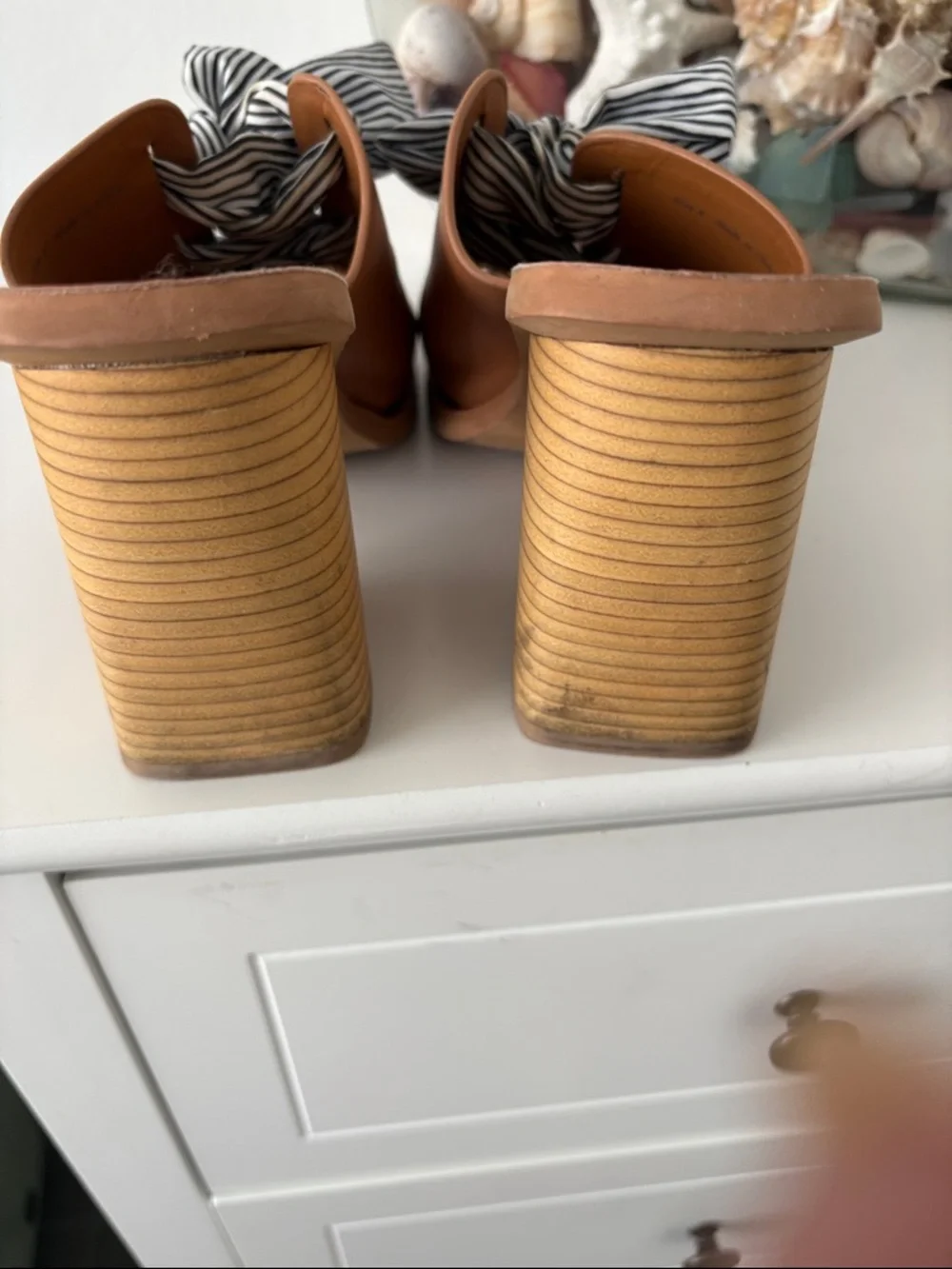 Dolce Vita Brown Leather Block Heel Mules with Black-and-White Striped Bow - Picture 3 of 4